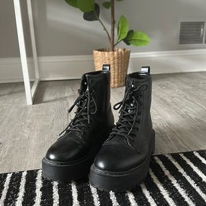combat boots